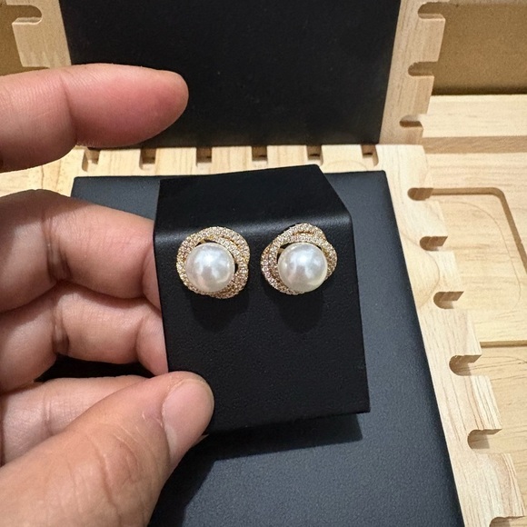 Pearl gold plates earrings - Picture 2 of 3